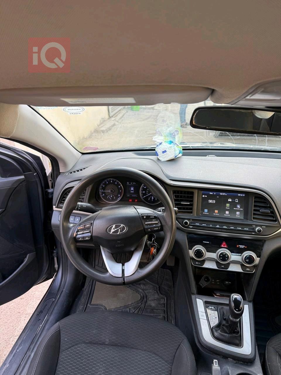 هیوندای ئەلەنترا